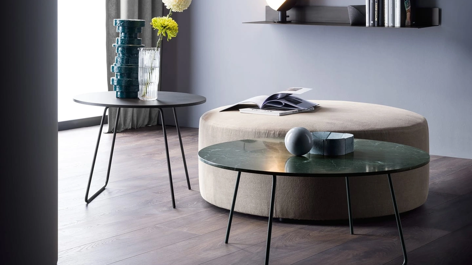 Tavolino rotondo in marmo Orbis di Novamobili