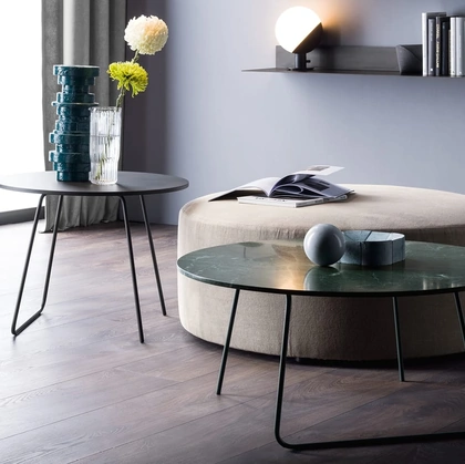 Tavolino rotondo in marmo Orbis di Novamobili