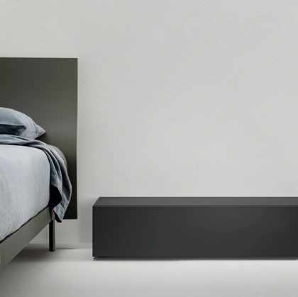 Comodino basso Filnox di Caccaro