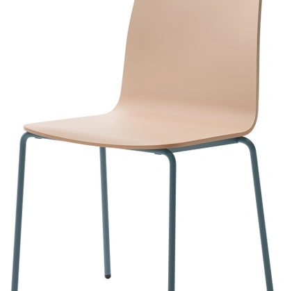 Sedia Inga in tecnopolimero con struttura in acciaio di Veneta Cucine