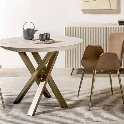 Tavolo allungabile Shangai Round con top in ceramica e base in alluminio verniciato di Riflessi