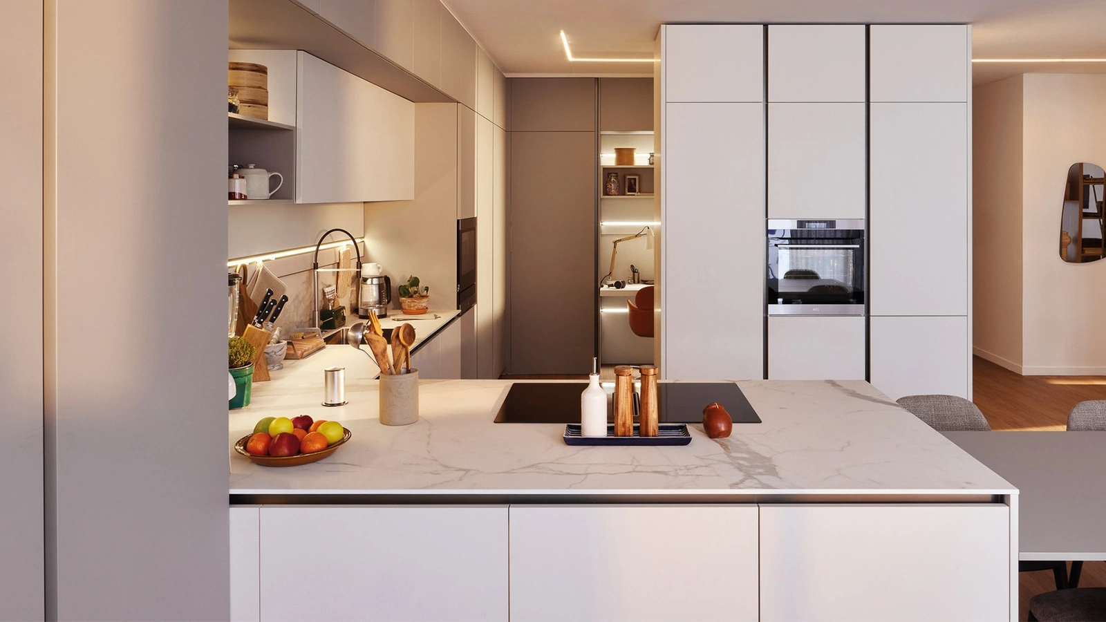 Cucina Moderna con penisola Lounge 02 di Veneta Cucine