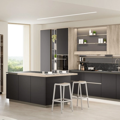 Cucina Moderna con isola Start-Time J 02 di Veneta Cucine